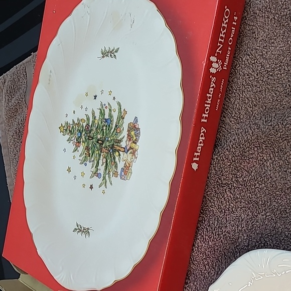 Nikko happy holidays, oval platter 14" - Picture 2 of 4